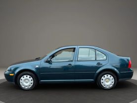 2001 VOLKSWAGEN JETTA SEDAN 4-CYL, 2.0 LITER GL SEDAN 4D