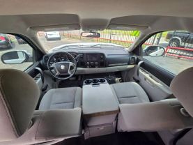 2011 CHEVROLET SILVERADO 1500 CREW CAB PICKUP V8, FLEX FUEL, 5.3 LITER LT PICKUP 4D 5 3/4 FT