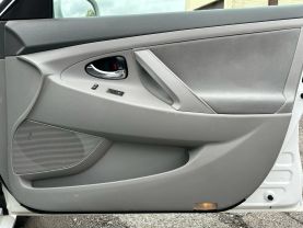 2011 TOYOTA CAMRY SEDAN 4-CYL, 2.5 LITER LE SEDAN 4D