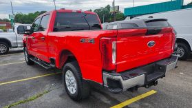 2024 Ford F250 Super Duty Crew Cab - Image 5