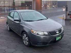 2013 KIA FORTE HATCHBACK 4-CYL, 2.0 LITER EX HATCHBACK 4D