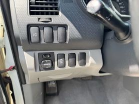 2011 TOYOTA TACOMA DOUBLE CAB PICKUP V6, 4.0 LITER PRERUNNER PICKUP 4D 5 FT