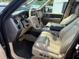 2014 FORD EXPEDITION SUV V8, FLEX FUEL, 5.4 LITER XLT SPORT UTILITY 4D