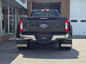 2017 Ford F350 Super Duty Crew Cablariat Pickup 4d 8 Ft - Image 4