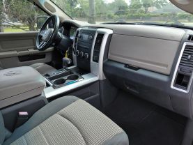 2010 DODGE RAM 1500 QUAD CAB PICKUP V8, HEMI, 5.7 LITER SLT PICKUP 4D 6 1/3 FT
