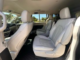 2021 CHRYSLER PACIFICA HYBRID VAN V6, HYBRID, 3.6 LITER TOURING L VAN 4D