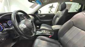 2016 INFINITI QX70