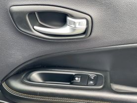 2018 Jeep Compass - Image 24