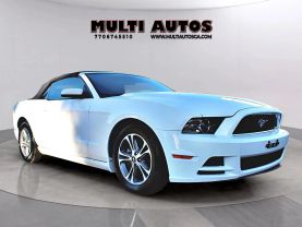 2014 FORD MUSTANG CONVERTIBLE V6, 3.7 LITER V6 CONVERTIBLE 2D