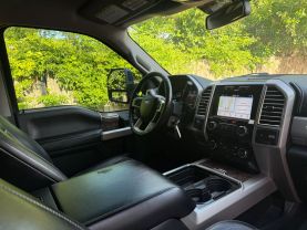 2017 FORD F250 SUPER DUTY CREW CAB PICKUP V8, TURBO DIESEL, 6.7L LARIAT PICKUP 4D 6 3/4 FT