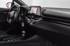 2018 TOYOTA C-HR SUV 4-CYL, 2.0 LITER XLE SPORT UTILITY 4D
