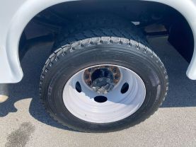 2017 FORD F450 SUPER DUTY SUPER CAB DRW 9FT KNAPHEIDE SERVICE BED TRUCK SERVICE/UTILITY TRUCKS V10, 6.8 LITER XLT 168" W.B. - Eddies Auto Sales