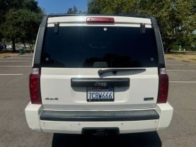 2007 JEEP COMMANDER SUV V8, FLEX FUEL, 4.7 LITER SPORT UTILITY 4D