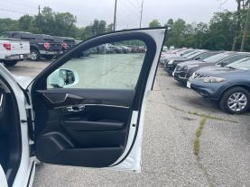 2019 VOLVO XC90