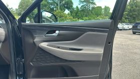 2019 Hyundai Santa Fe - Image 17