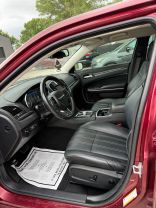 2019 CHRYSLER 300 SEDAN V6, 3.6 LITER 300 TOURING SEDAN 4D