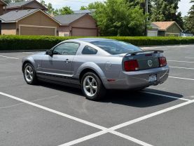 2006 FORD MUSTANG COUPE SATIN SILVER CLEARCOAT METALLIC AUTOMATIC - Capital City Auto