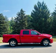 2014 RAM 1500 CREW CAB