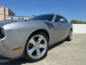 2011 DODGE CHALLENGER COUPE V8, HEMI, 5.7 LITER R/T COUPE 2D