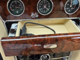 2011 BENTLEY MULSANNE SEDAN V8, TWIN TURBO, 6.8 LITER SEDAN 4D