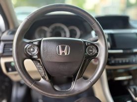 2016 Honda Accord - Image 11