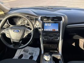 2017 FORD FUSION SEDAN 4-CYL, 2.5 LITER SE SEDAN 4D