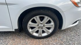 2013 CHRYSLER 200