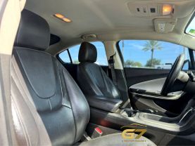 2013 Chevrolet Volt - Image 10
