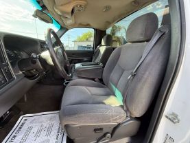 2005 CHEVROLET SILVERADO 1500 REGULAR CAB PICKUP V8, 4.8 LITER LS PICKUP 2D 8 FT