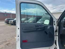 2001 FORD F350 SUPER DUTY CREW CAB PICKUP V10, 6.8 LITER LONG BED