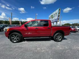 2015 NISSAN TITAN CREW CAB PICKUP V8, 5.6 LITER SV PICKUP 4D 5 1/2 FT