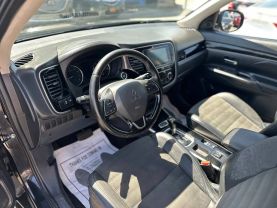 2019 MITSUBISHI OUTLANDER SUV 4-CYL, 2.4 LITER SE SPORT UTILITY 4D