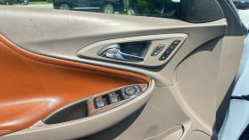 2018 Chevrolet Malibu - Image 11