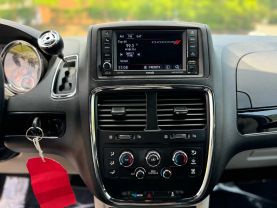 2017 DODGE GRAND CARAVAN PASSENGER PASSENGER V6, FLEX FUEL, 3.6 LITER SXT MINIVAN 4D