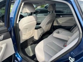 2016 HYUNDAI SONATA SEDAN 4-CYL, PZEV, 2.4 LITER SE SEDAN 4D