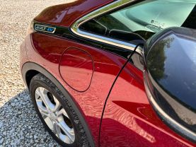 2017 CHEVROLET BOLT EV HATCHBACK ELECTRIC MOTOR LT HATCHBACK 4D at T&T Repairables - used car dealership in Spencer, Indiana.