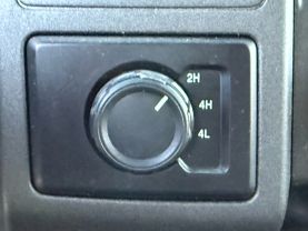 2017 FORD F250 SUPER DUTY SUPER CAB PICKUP V8, FLEX FUEL, 6.2 LITER XL PICKUP 4D 8 FT