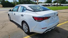 2025 Nissan Sentra - Image 6