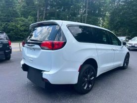 2018 CHRYSLER PACIFICA VAN V6, 3.6 LITER TOURING PLUS MINIVAN 4D