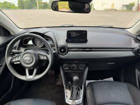 2020 TOYOTA YARIS HATCHBACK HATCHBACK 4-CYL, 1.5 LITER LE SEDAN 4D