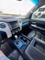 2017 TOYOTA TUNDRA CREWMAX PICKUP V8, 4.6 LITER SR5 PICKUP 4D 5 1/2 FT