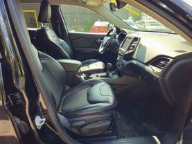 2019 JEEP CHEROKEE SUV V6, 3.2 LITER TRAILHAWK SPORT UTILITY 4D