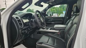 2025 Ram 1500 Crew Cab - Image 7