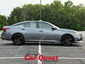 2021 Nissan Altima - Image 8
