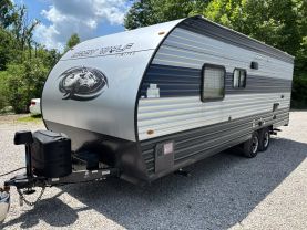2022 CHEROKEE BY FOREST RIVER GREY WOLF SE - - 22MKSE at T&T Repairables - used car dealership in Spencer, Indiana.