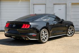 2015 Ford Mustang - Image 10