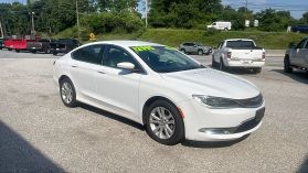 2016 Chrysler 200 Limited Sedan 4d - Image 7