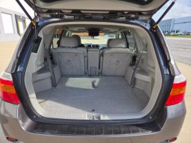 2009 Toyota Highlander - Image 13