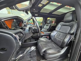2019 Lincoln Navigatorreserve Sport Utility 4d - Image 10