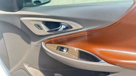 2018 Chevrolet Malibu - Image 19